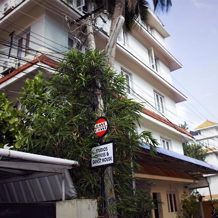 East Coast Hotel Thiruvananthapuram Екстериор снимка