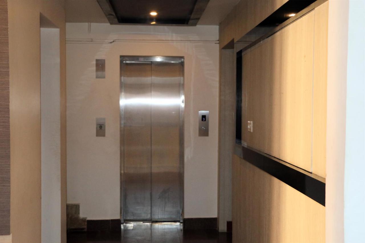 East Coast Hotel Thiruvananthapuram Екстериор снимка