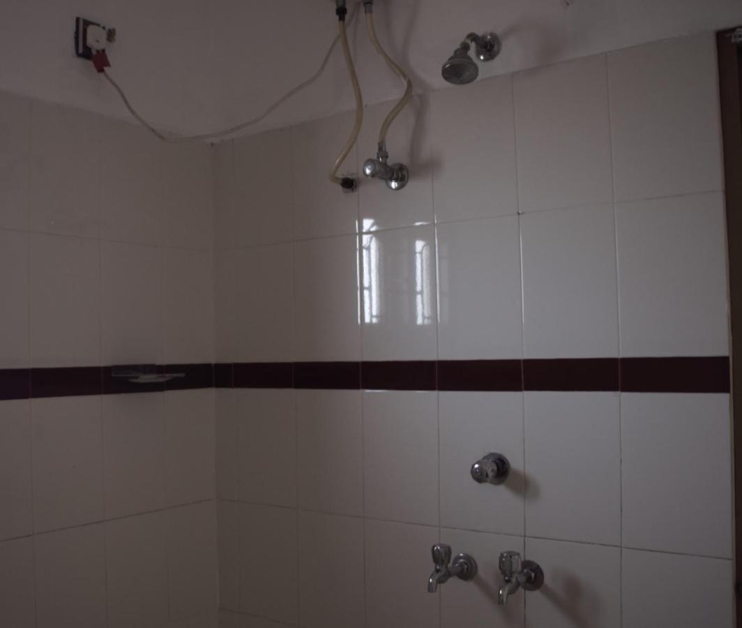 East Coast Hotel Thiruvananthapuram Екстериор снимка