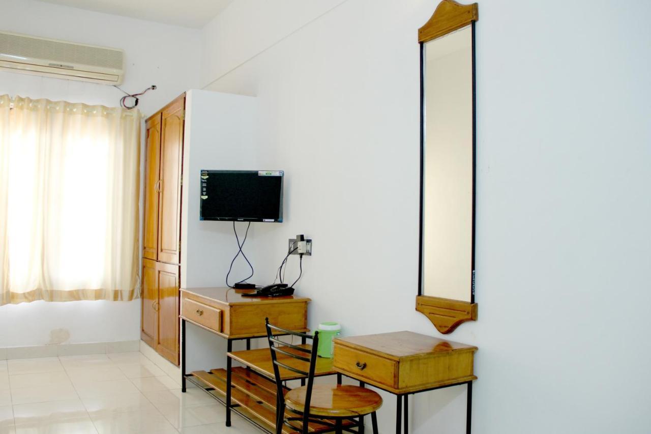 East Coast Hotel Thiruvananthapuram Екстериор снимка